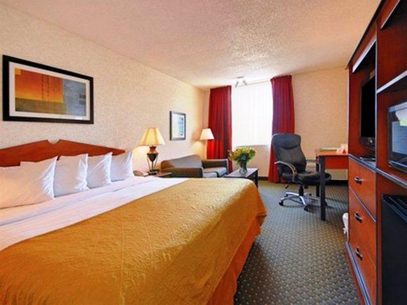 Quality Inn & Suites Garden Of The Gods Κολοράντο Σπρινγκς Εξωτερικό φωτογραφία